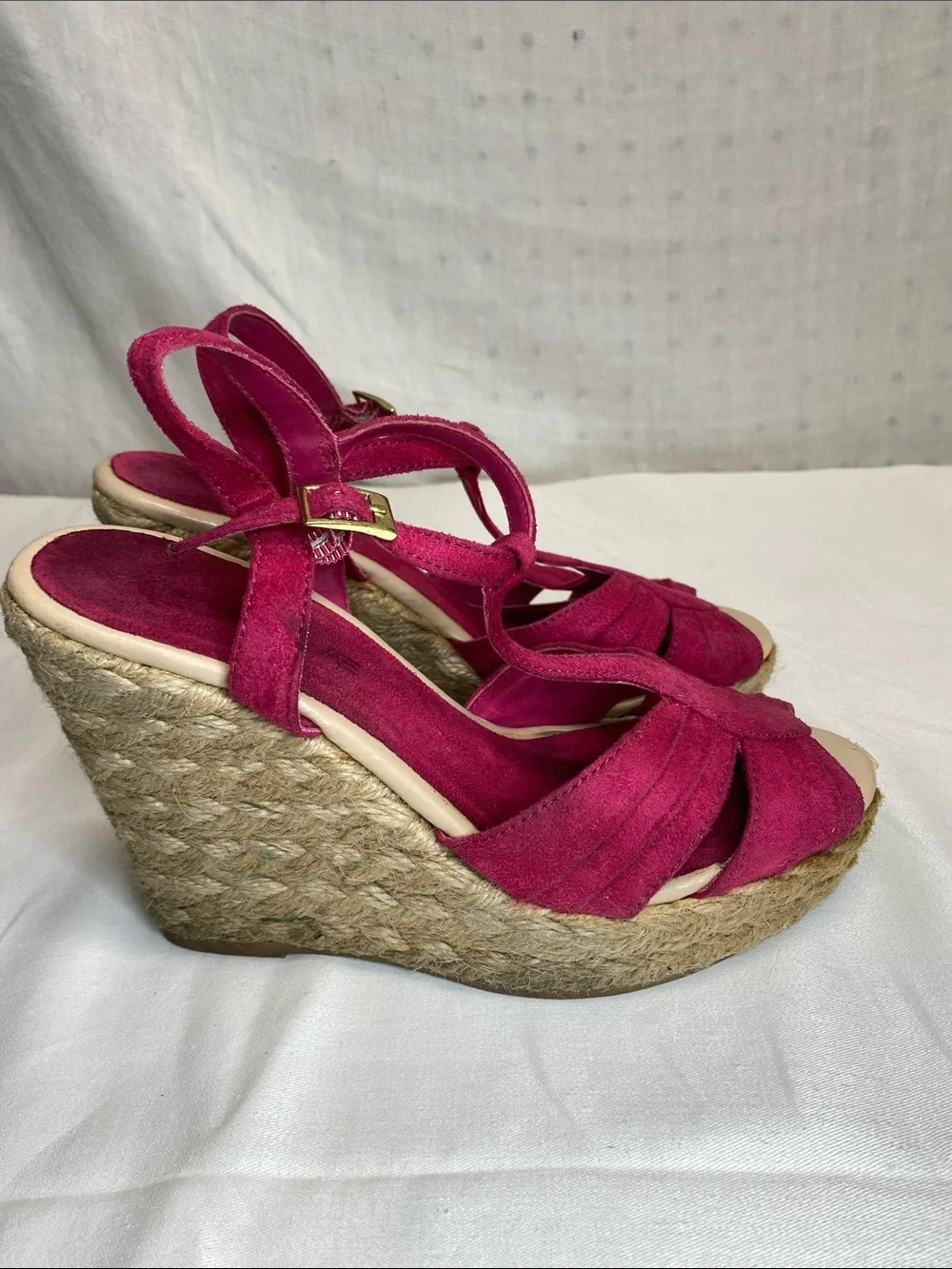 American Eagle Outfitters Fuchsia Suede Espadrille Wedges